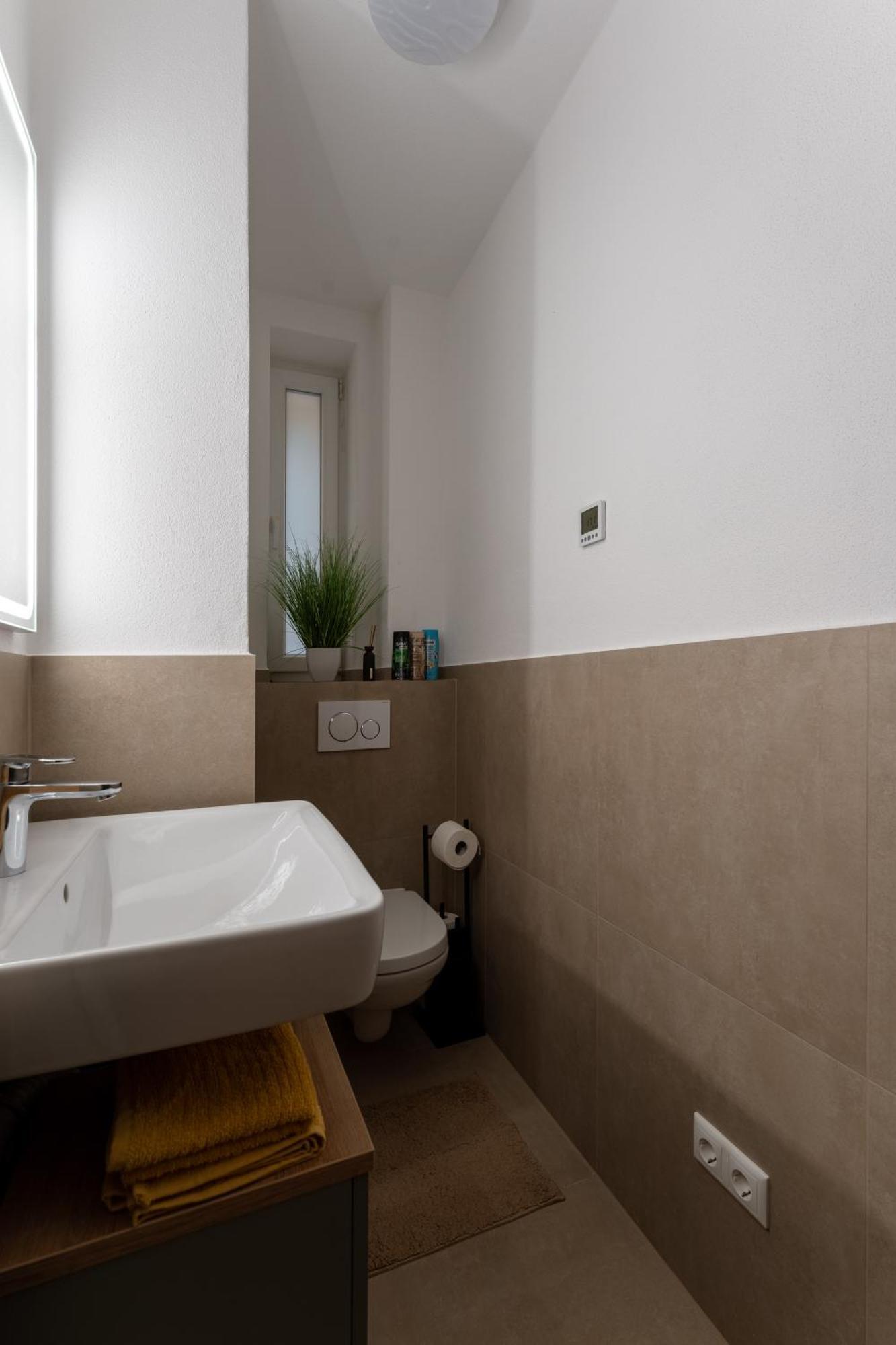 Modern Living Apartment - 3-Zimmer - Nuernberg Nord, Ruhige Seitenstrasse, Fusslaeufig Strassenbahn Zewnętrze zdjęcie